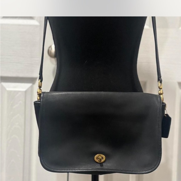 COACH VINTAGE CONVERTIBLE CLUTCH - Picture 1 of 8